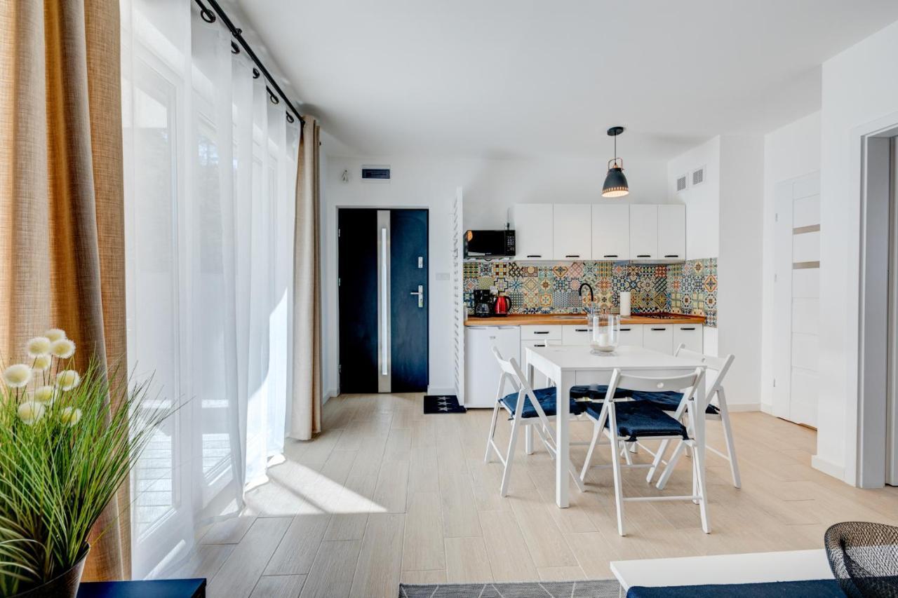 Apartamenty Na Fali - Morski , Blekity , Marynarski Поберово Экстерьер фото